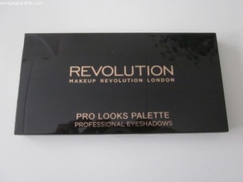 Revolution make up eat sleep make-up repeat